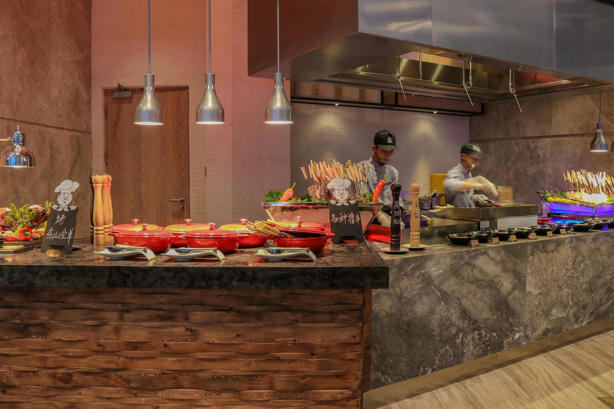 Restaurant Renaissance Haikou Hotel