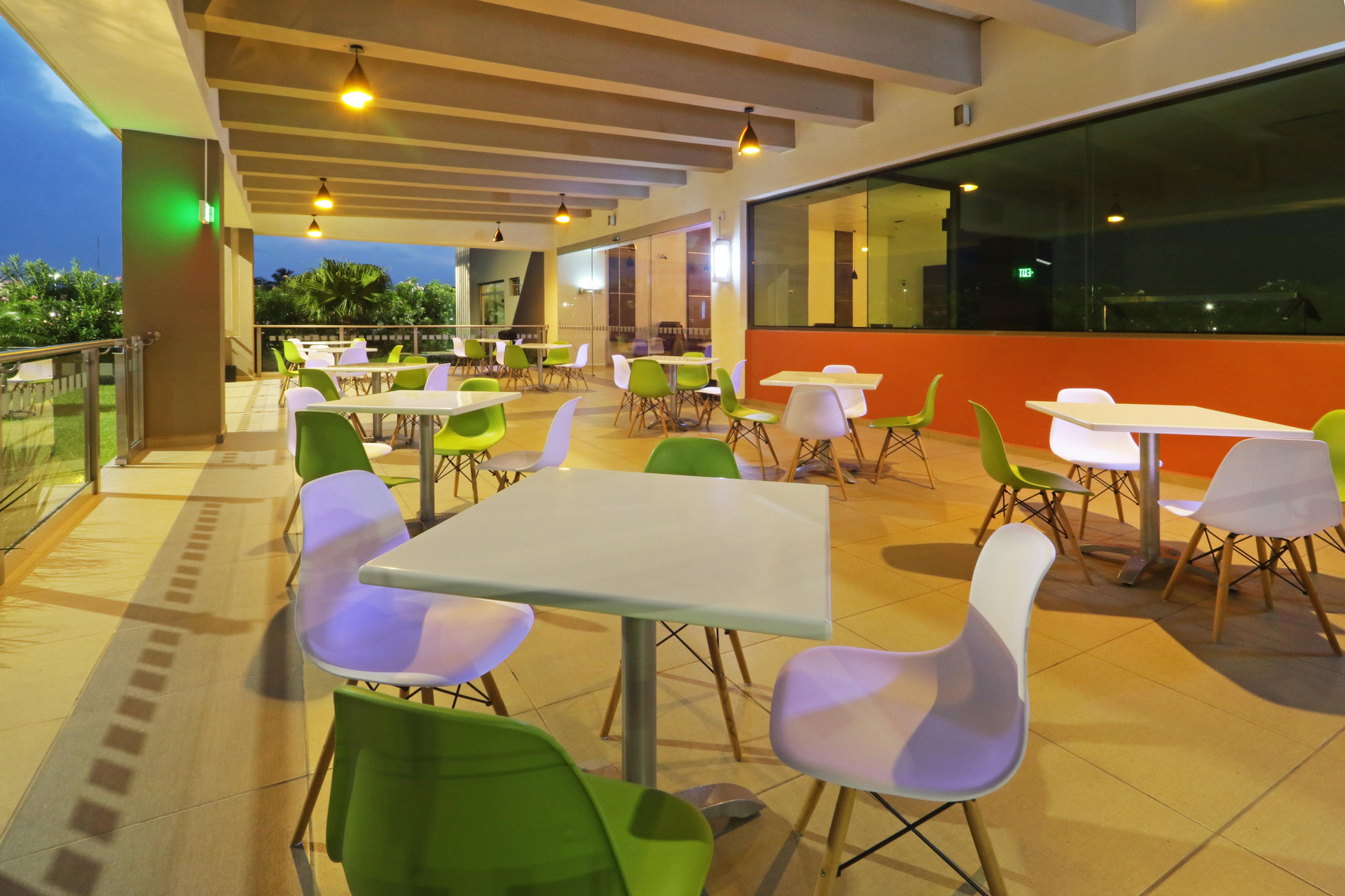 Restaurant Holiday Inn Express Tuxpan by IHG