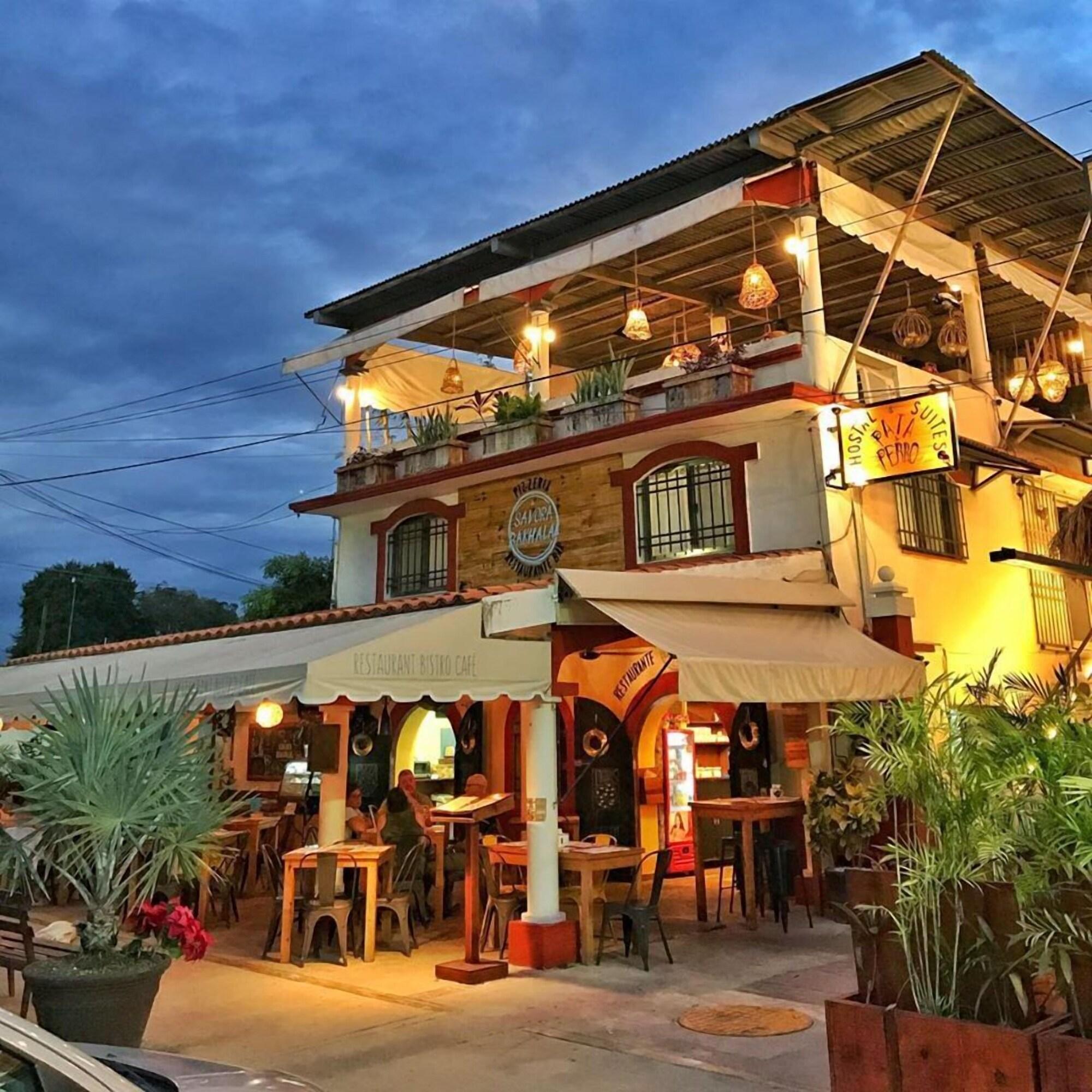 Vista Exterior Hostal & Suites Pata de Perro Bacalar