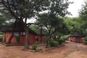 Alojamiento - Kgogomodumo Lodge