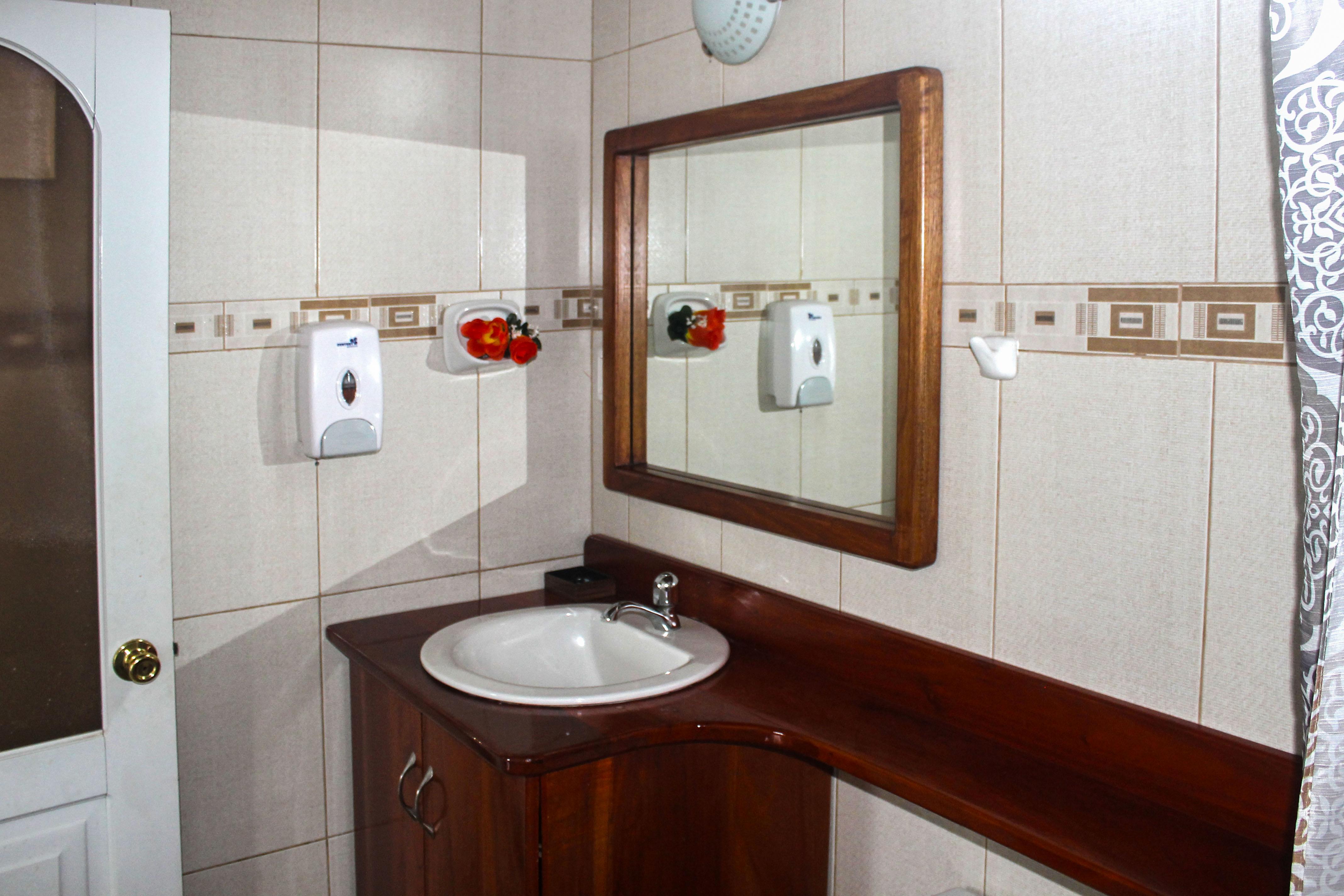 Baño Hotel La Gran Tortuga - Starlink