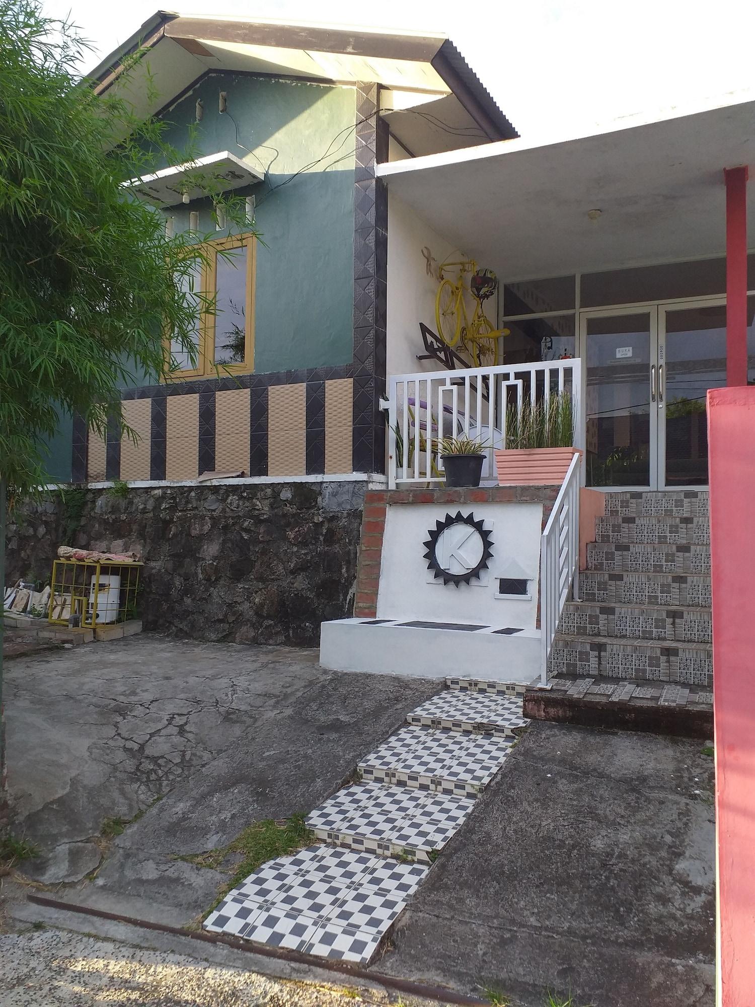 Varios Kenangan Guest House