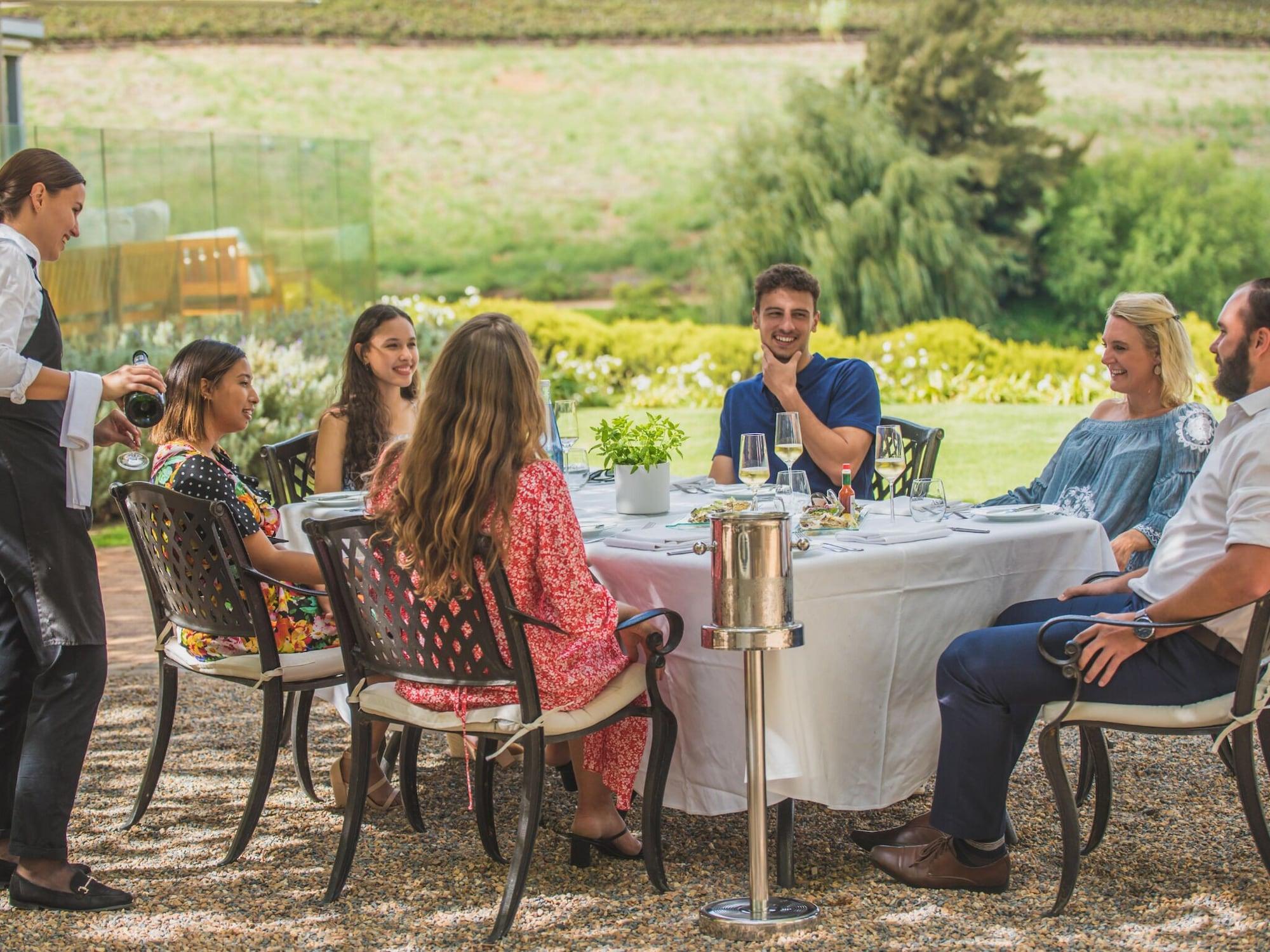 Restaurant Asara Wine Estate & Hotel