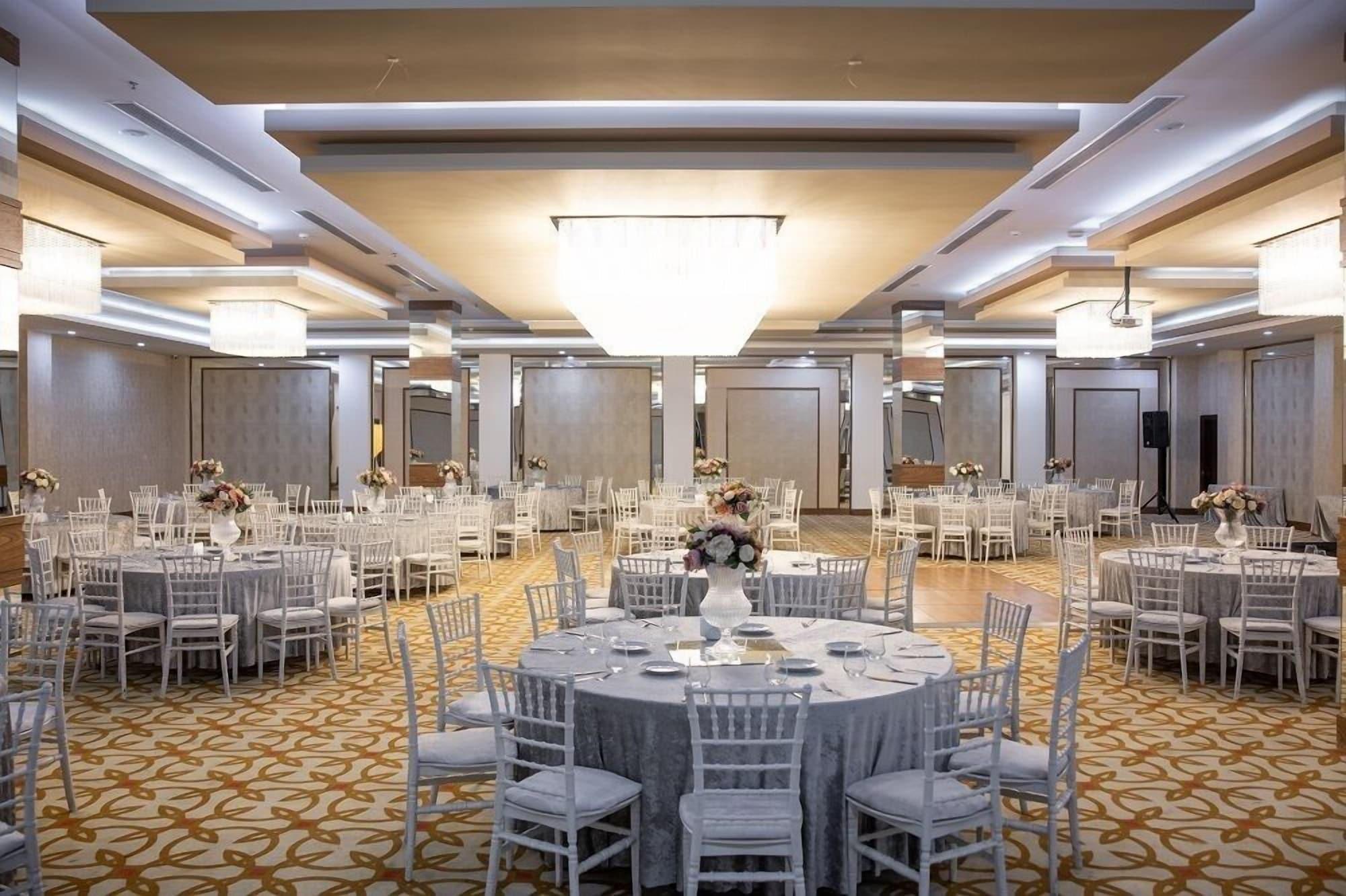 Sala de Reuniones Anemon Grand Adana Otel