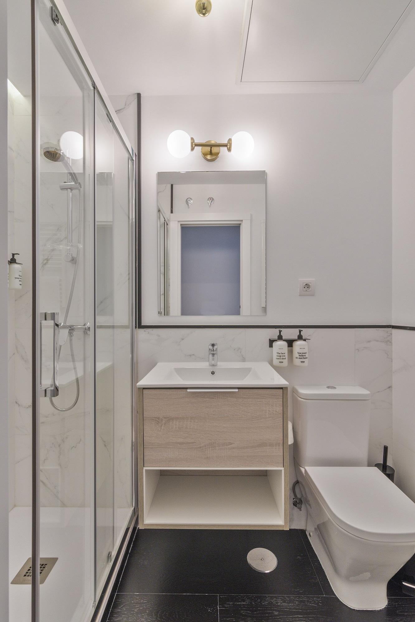 Equipamiento de Habitación Uma Suites Atocha