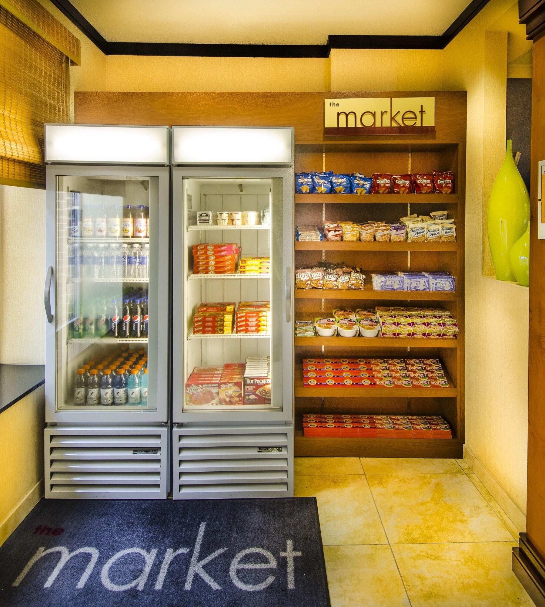 Bar/Salón Fairfield Inn by Marriott Washington D.C.
