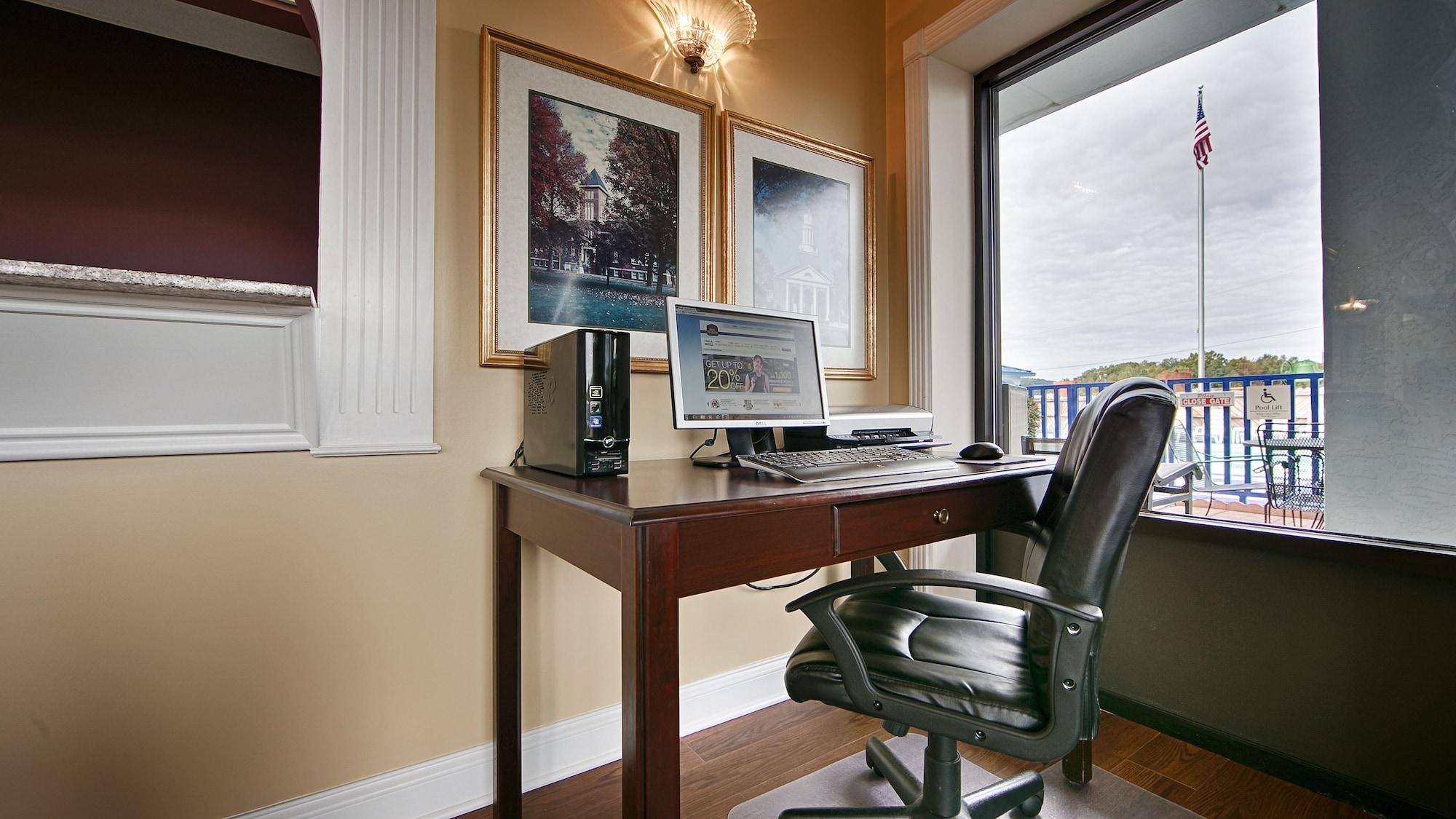 Centro de Negocios Quality Inn