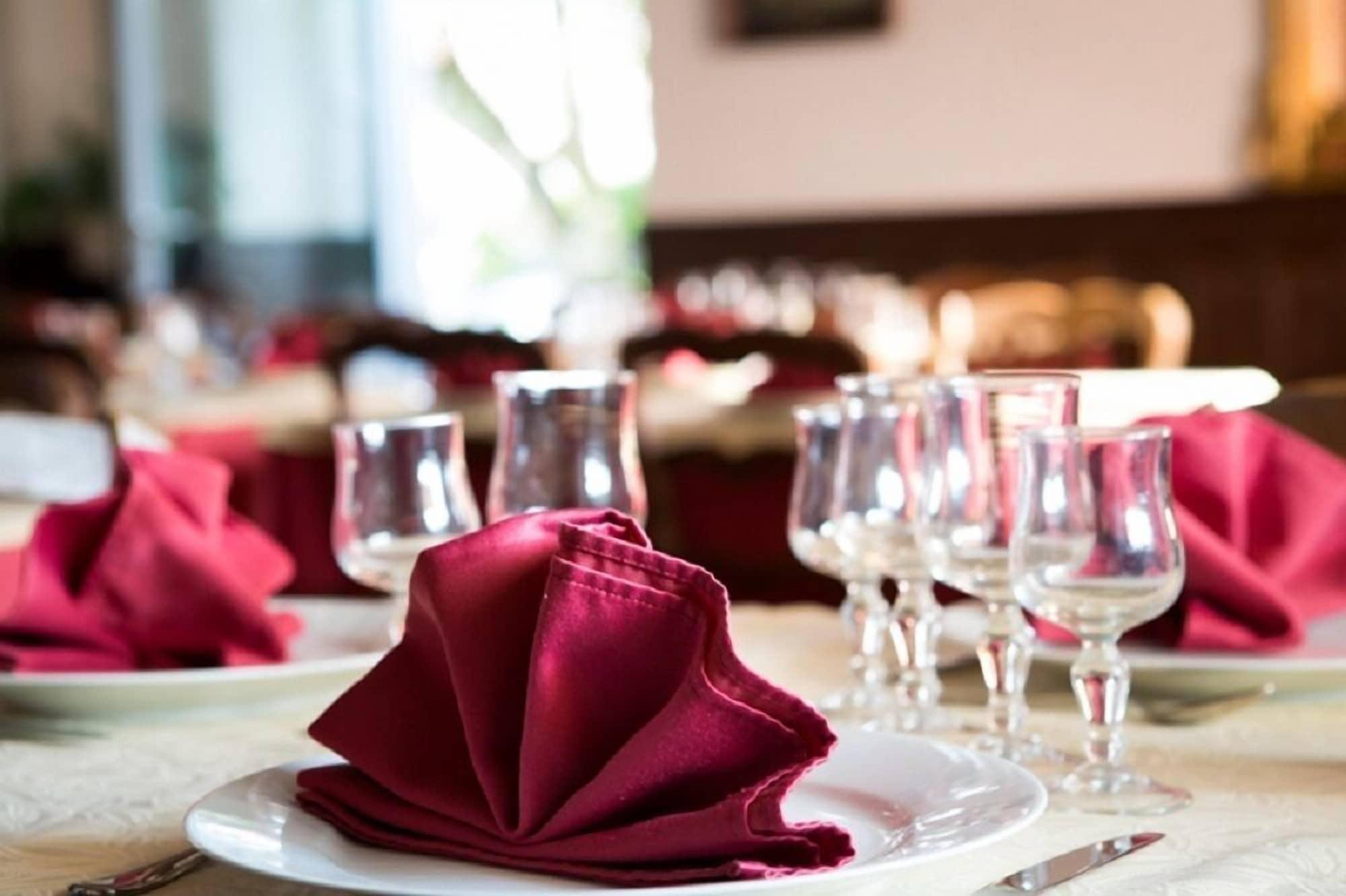 Restaurant Hotel Restaurant Le Sully