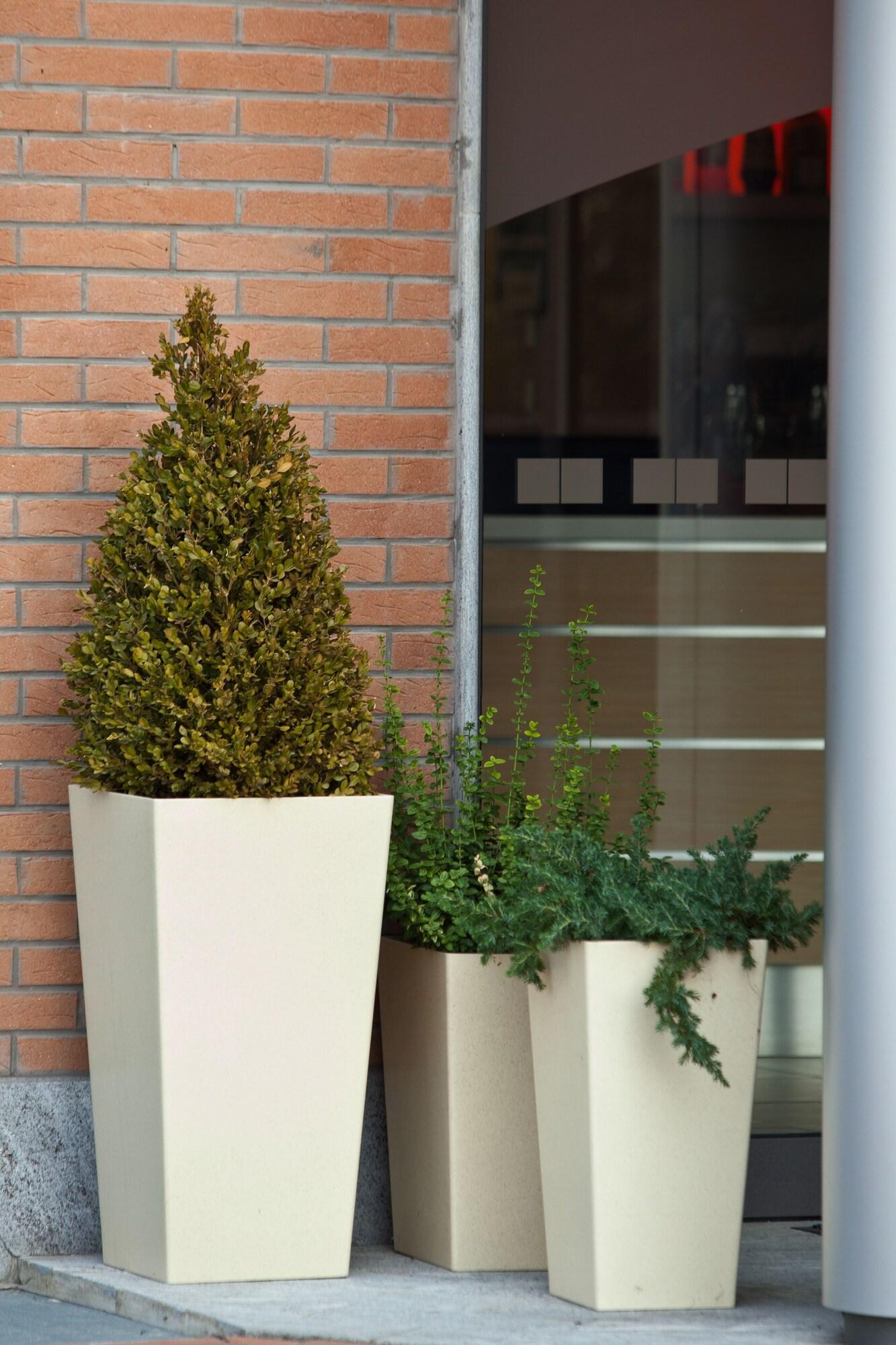 Vista Exterior Holiday Inn Express Reggio Emilia by IHG