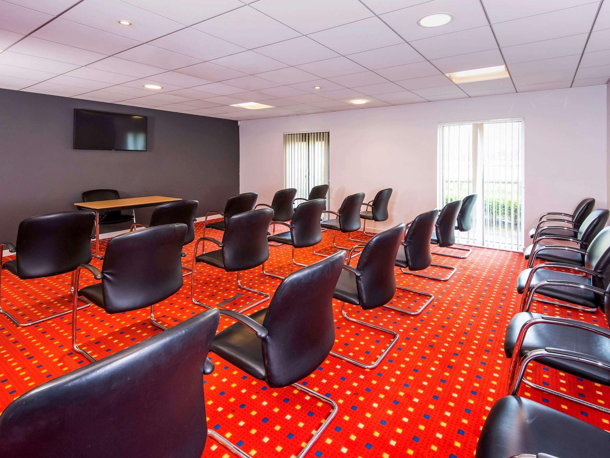 Sala de Reuniones Ibis Styles Haydock