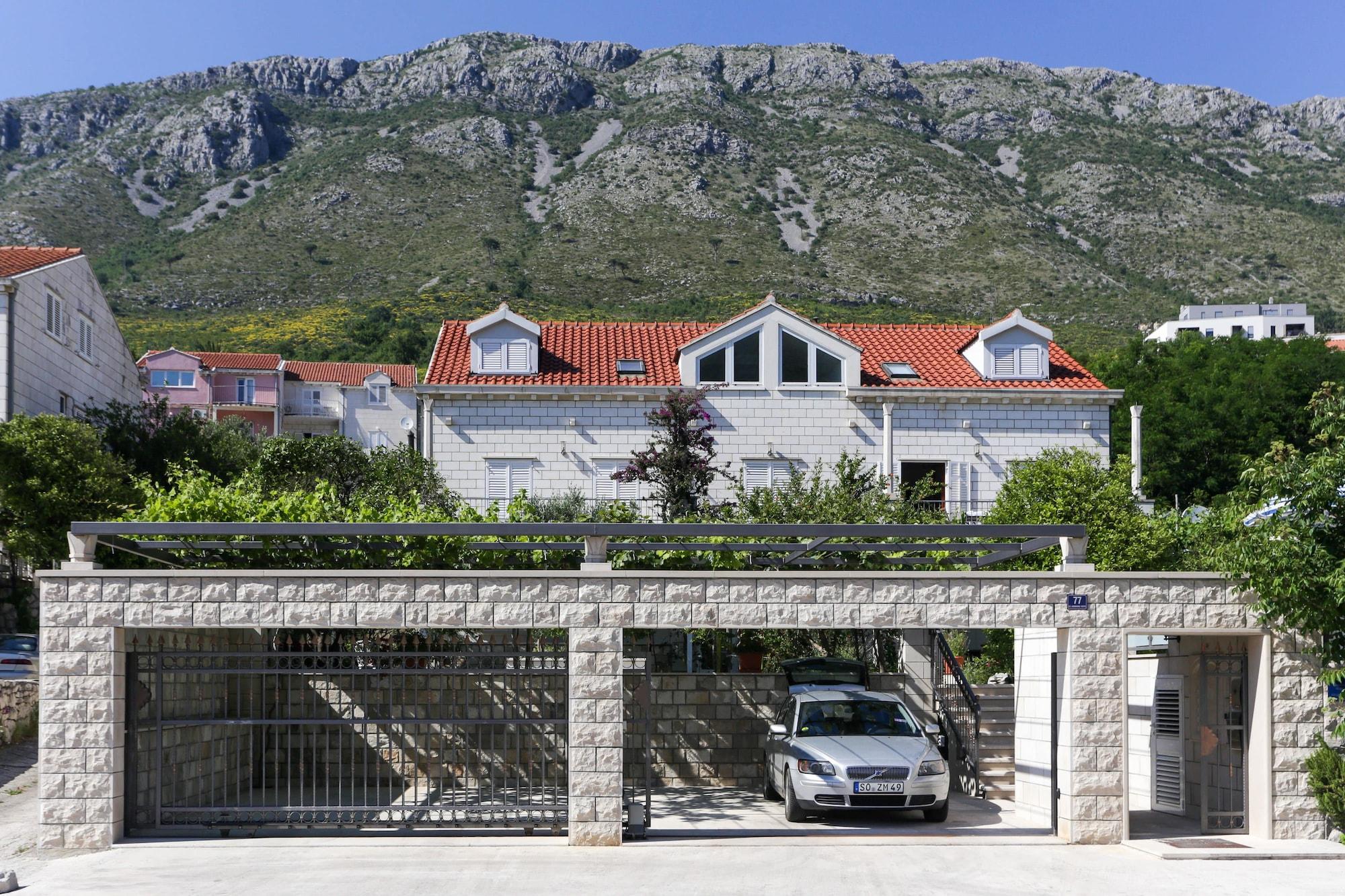 Comodidades del Alojamiento Villa Celenca