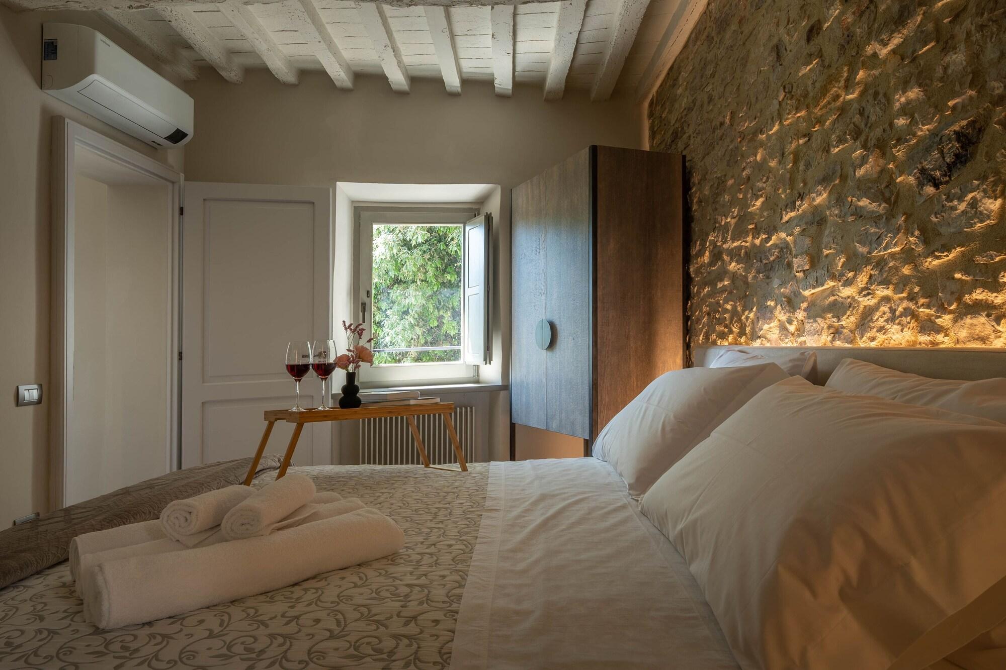 Varios Forma your Boutique Suite