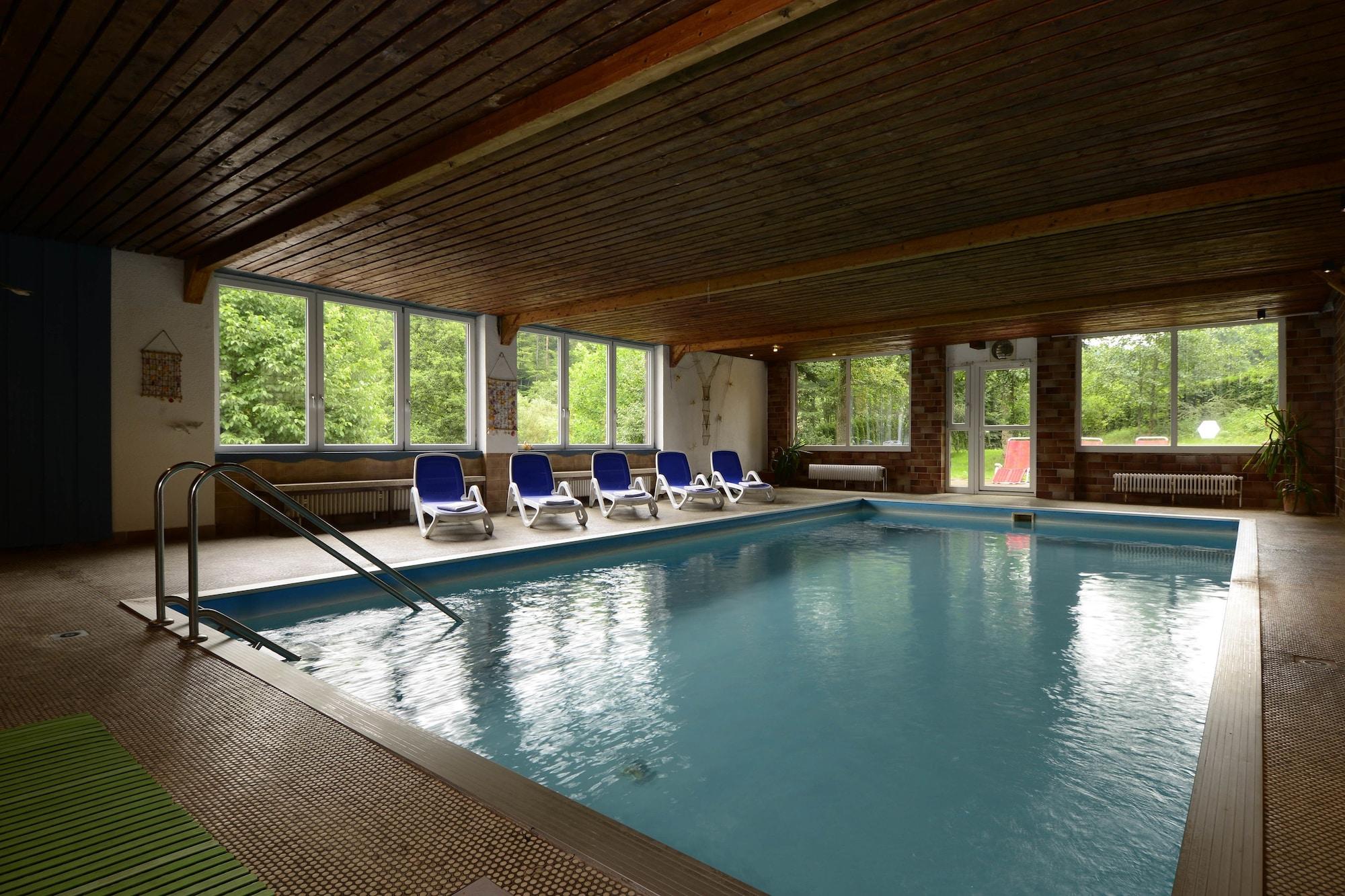 Vista Piscina Landgasthof Linkenmühle