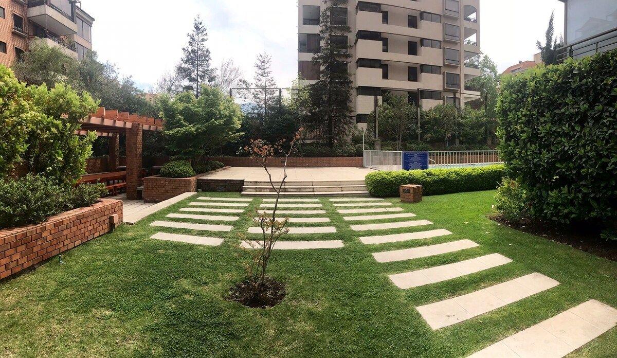Vista Exterior Departamento a pasos de Parque Arauco