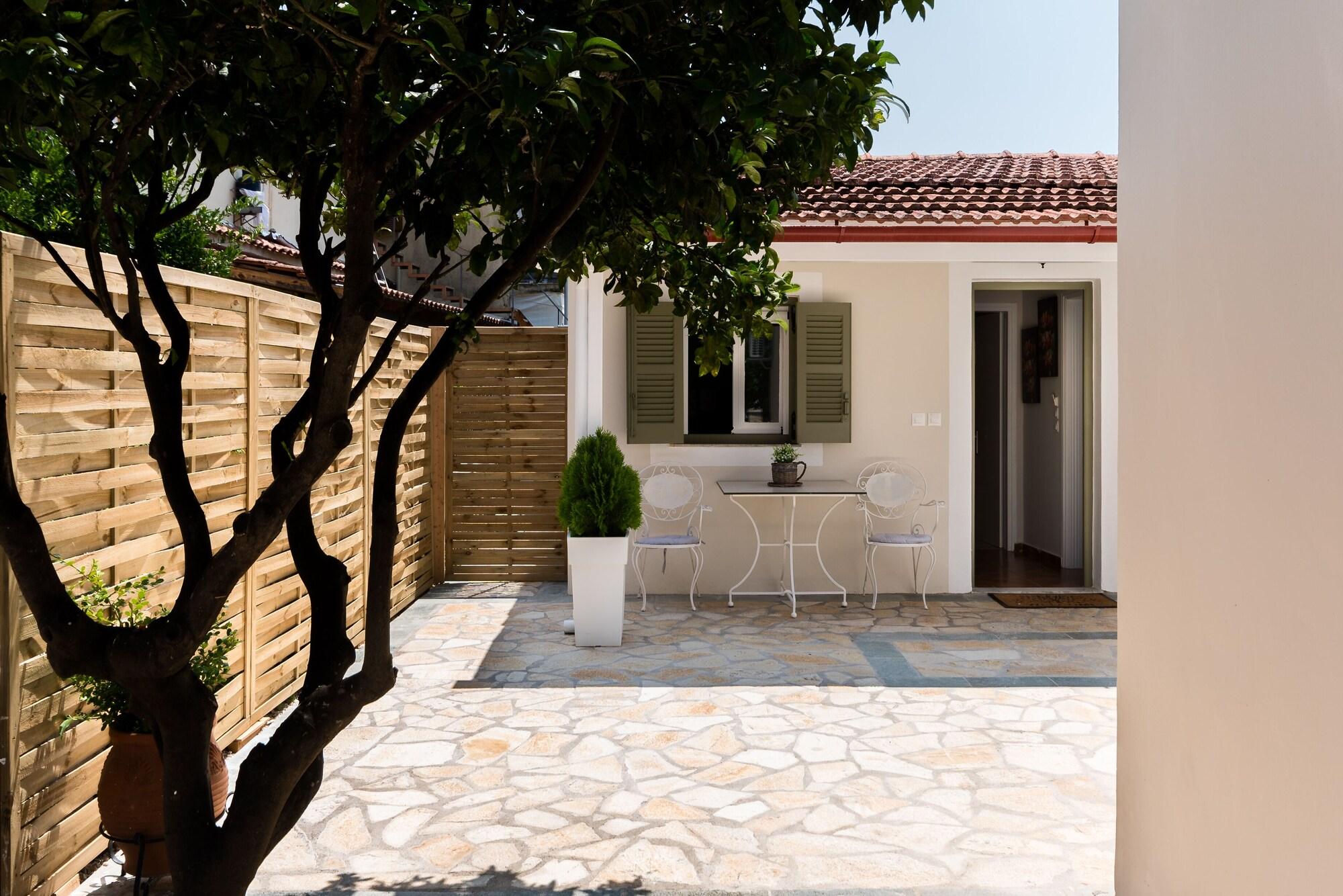 Varios ALS Holiday Houses by Konnect