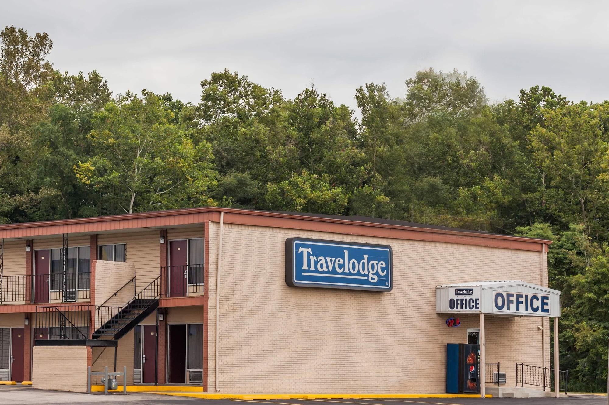 Varios Travelodge by Wyndham Seymour