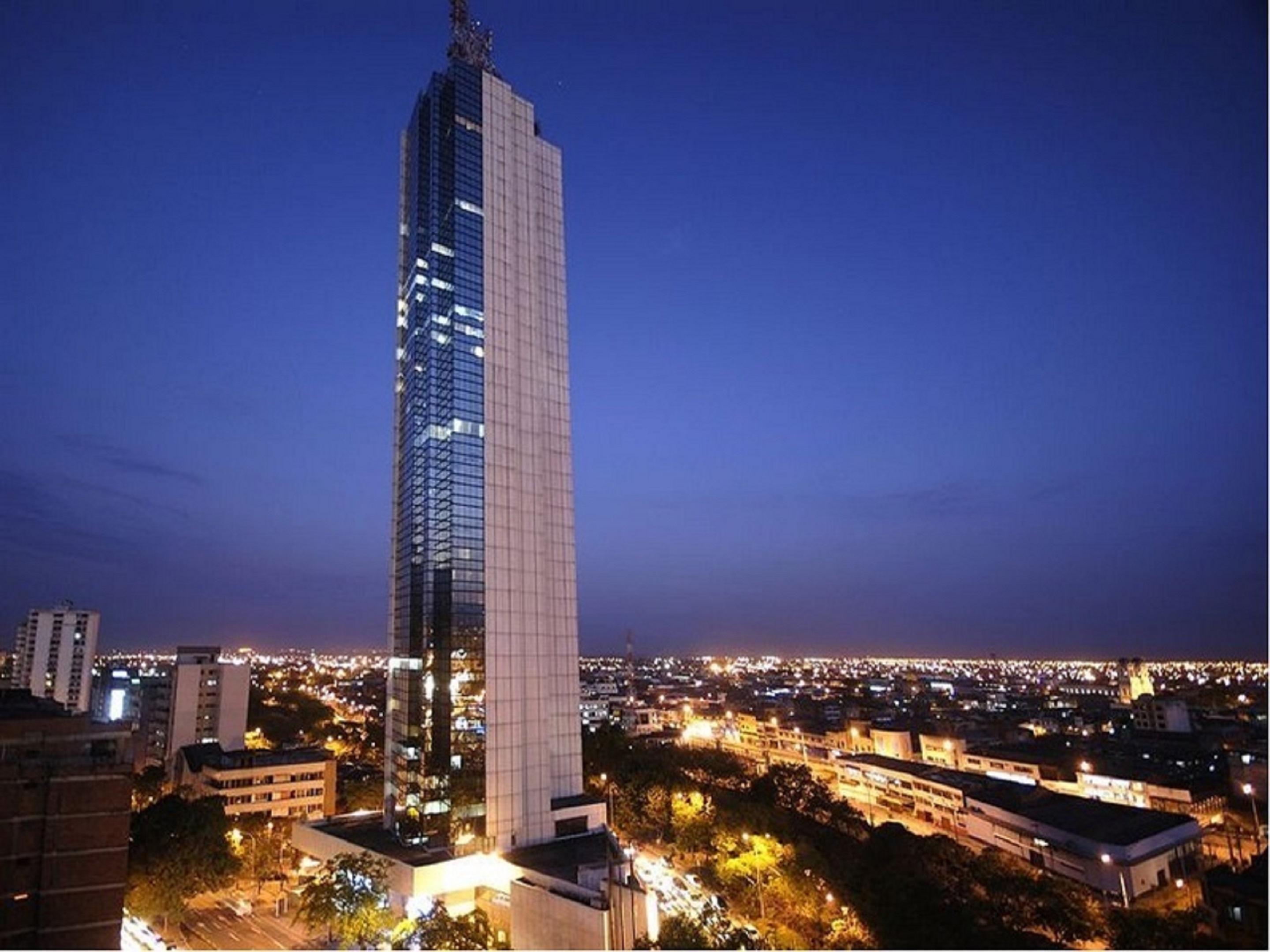 Vista Exterior Torre De Cali Plaza Hotel