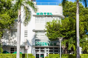 Alojamiento - Greenview Hotel by Lowkl