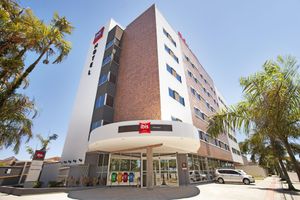 Alojamiento - Ibis Paranagua