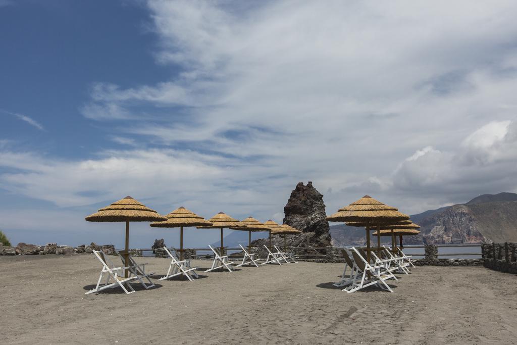 Playa Vulcano Mari Del Sud Resort