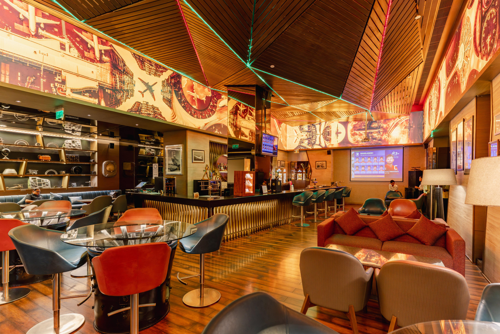 Bar/Salón Holiday Inn New Delhi Aerocity by IHG