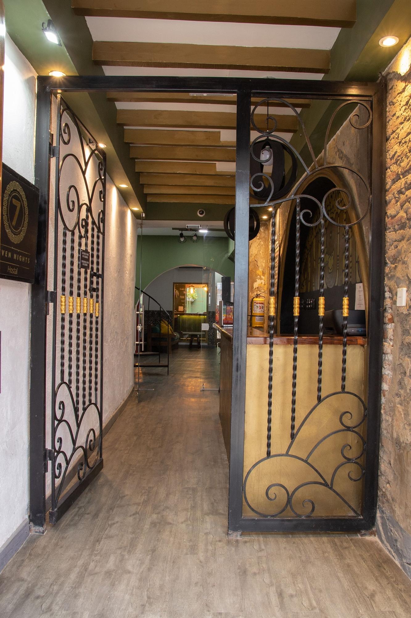 Vista Exterior Hostal Seven Nights Cartagena - Hostel