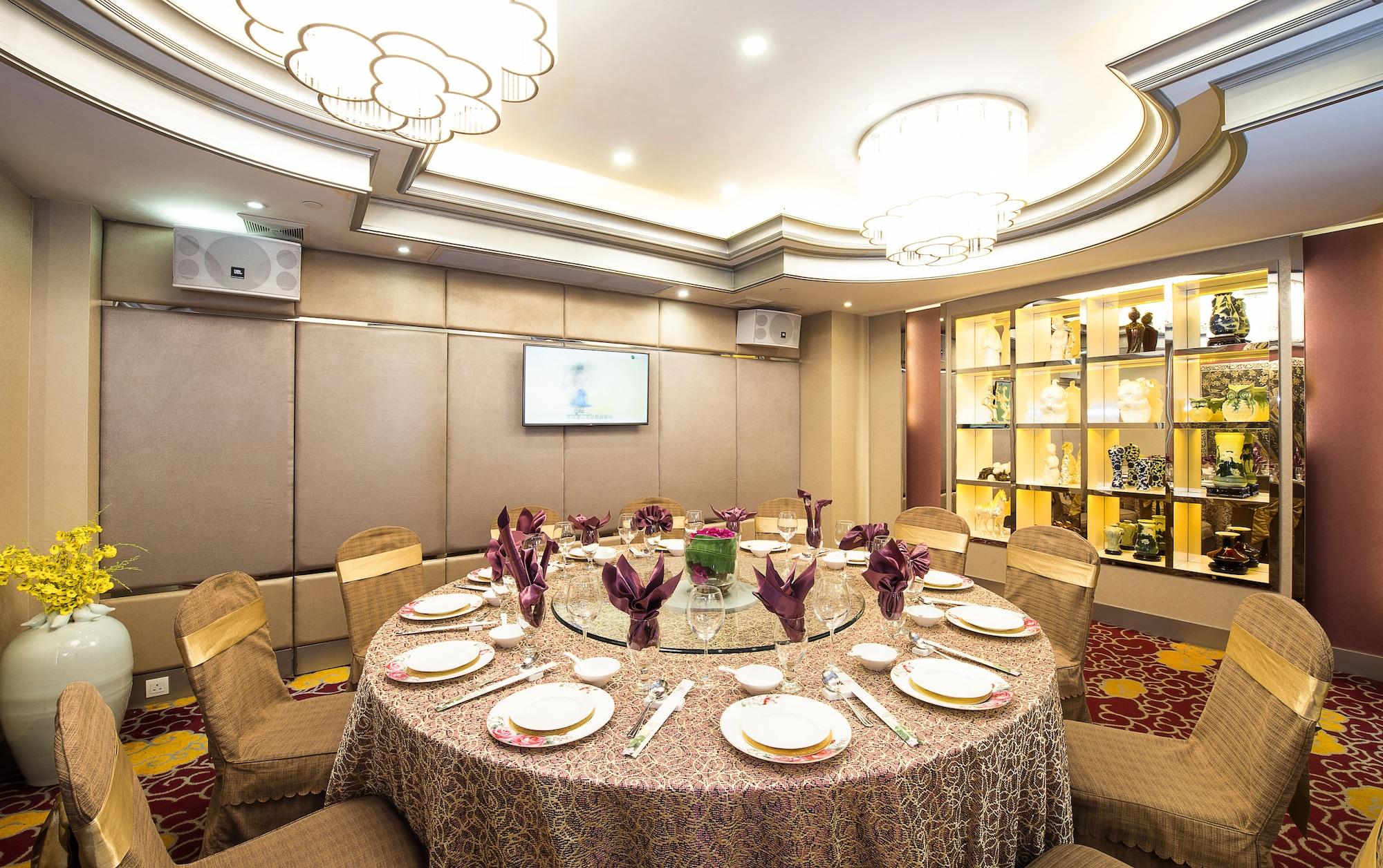 Restaurant Metropole Hotel