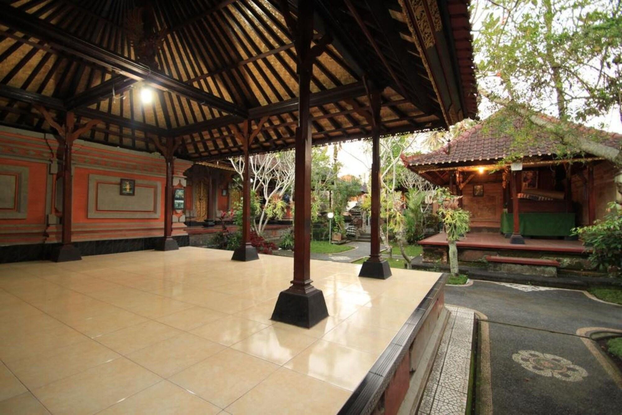 Vista Lobby Omah D'Taman Hotel by EPS