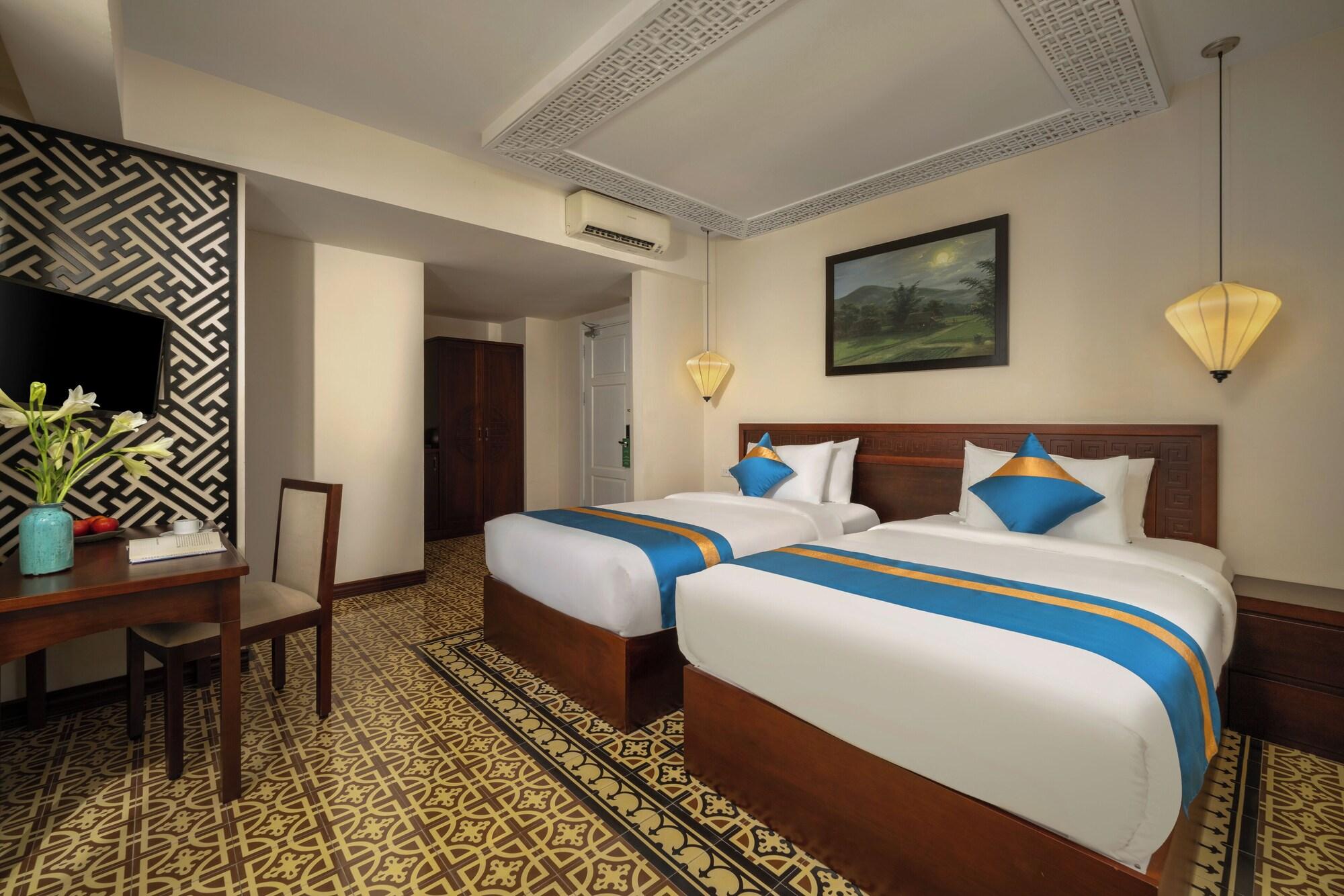 Habitación Royal Riverside Hoi An Hotel