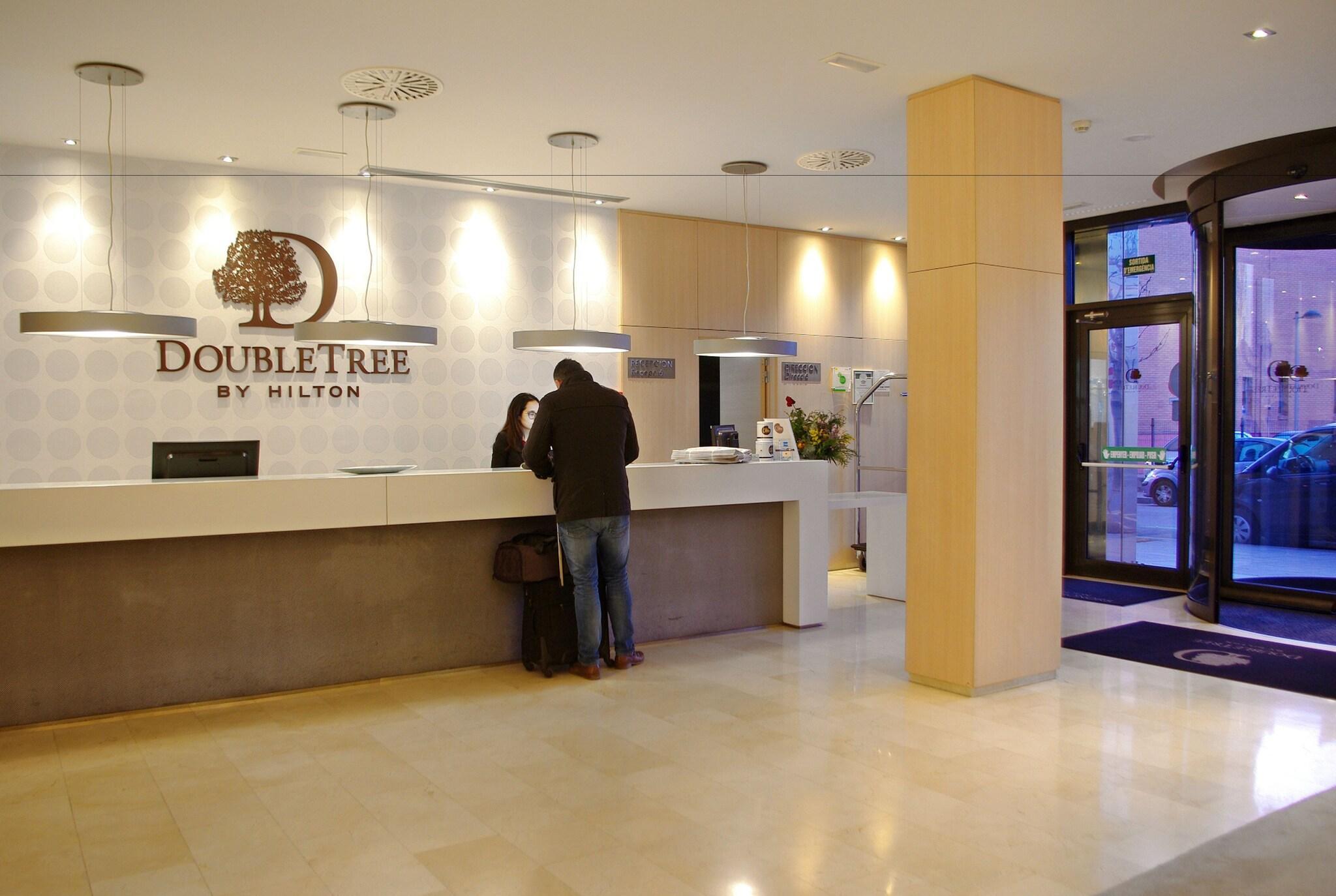 Vista Lobby DoubleTree by Hilton Hotel Girona