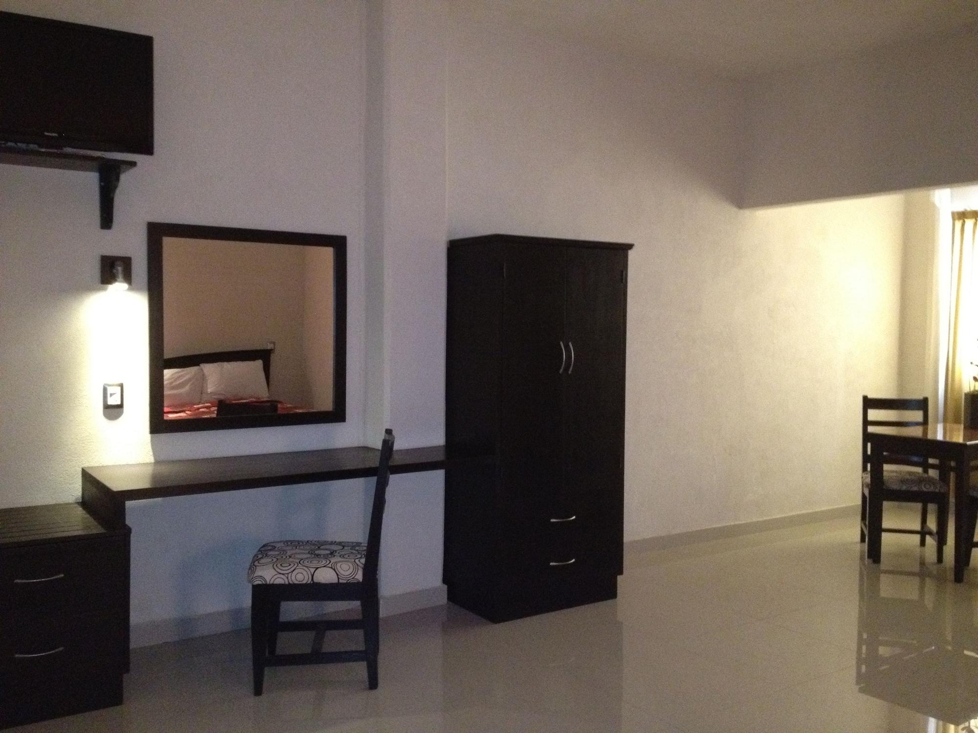 Set de Habitación Hotel Madrid Tuxtla