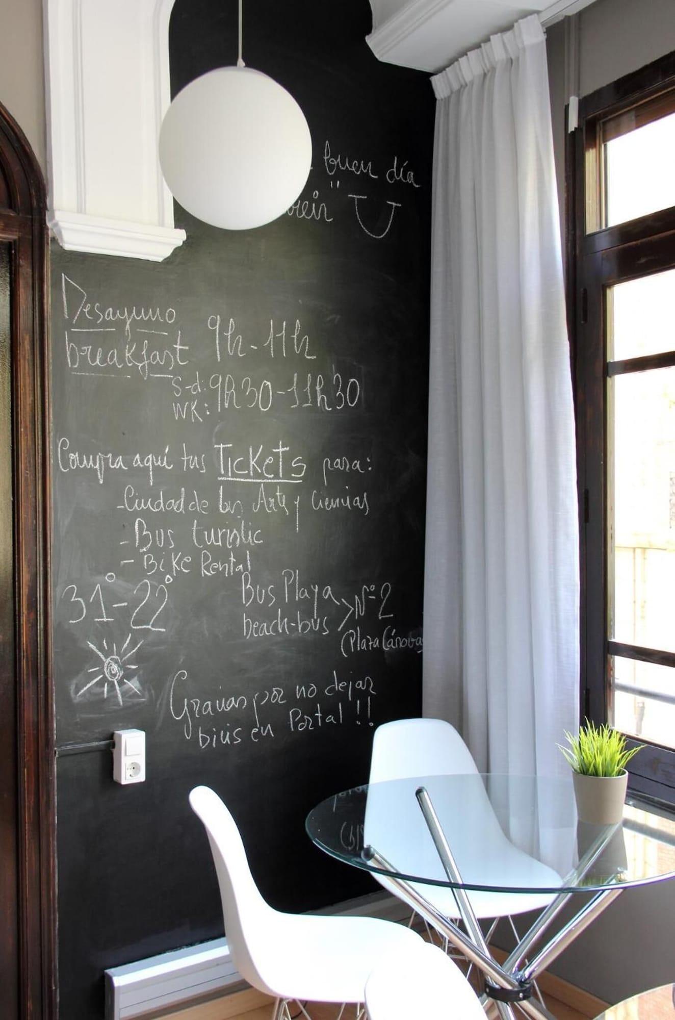 Restaurant 7 Moons Bed & Breakfast