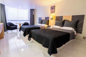 Alojamiento - Hotel Real Plaza