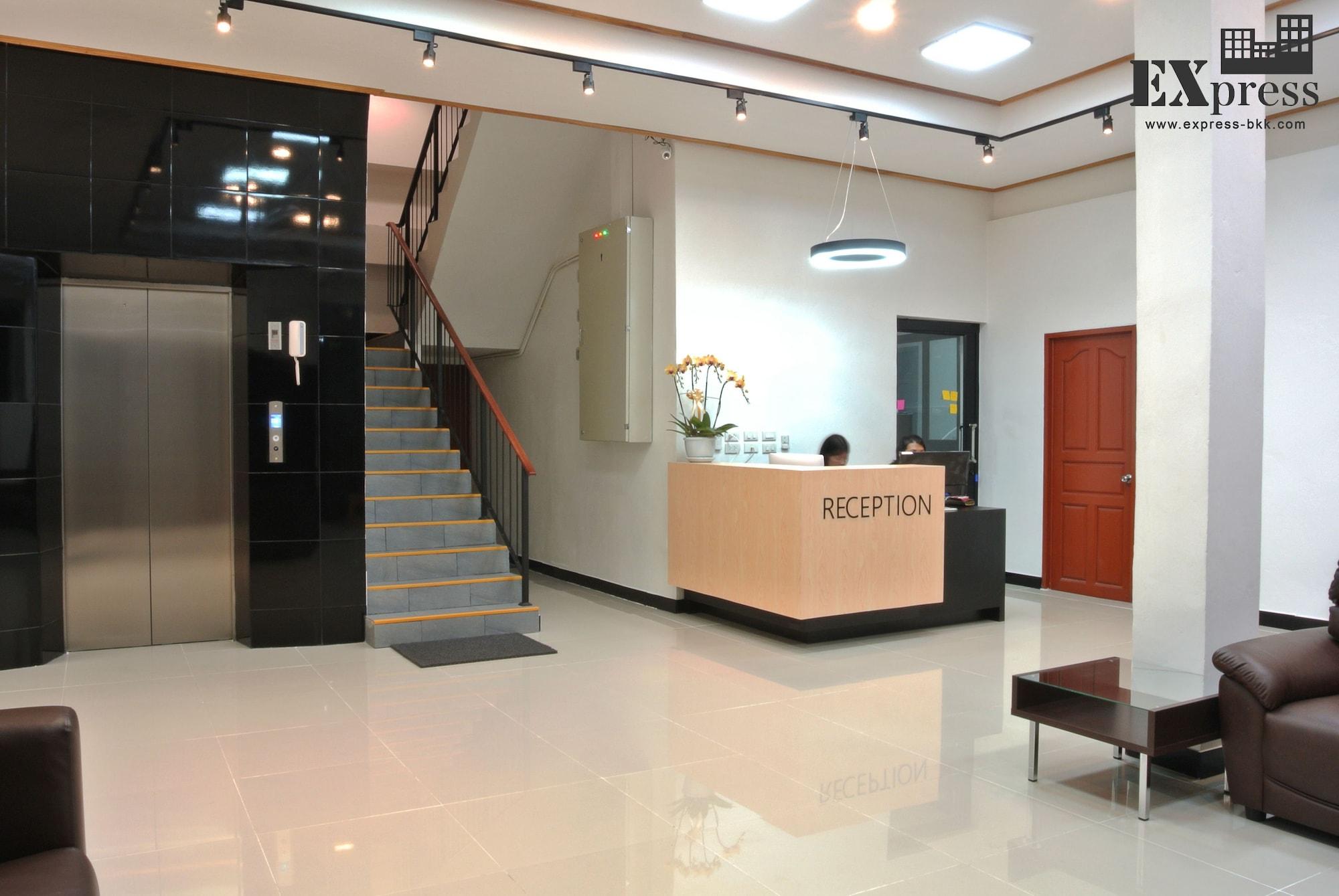 Vista Lobby Express Hostel
