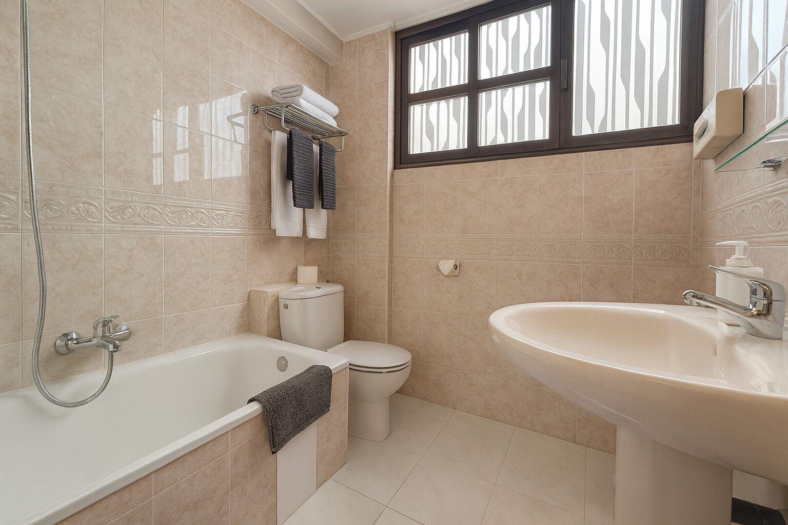 Equipamiento de Habitación Hostal Concejo