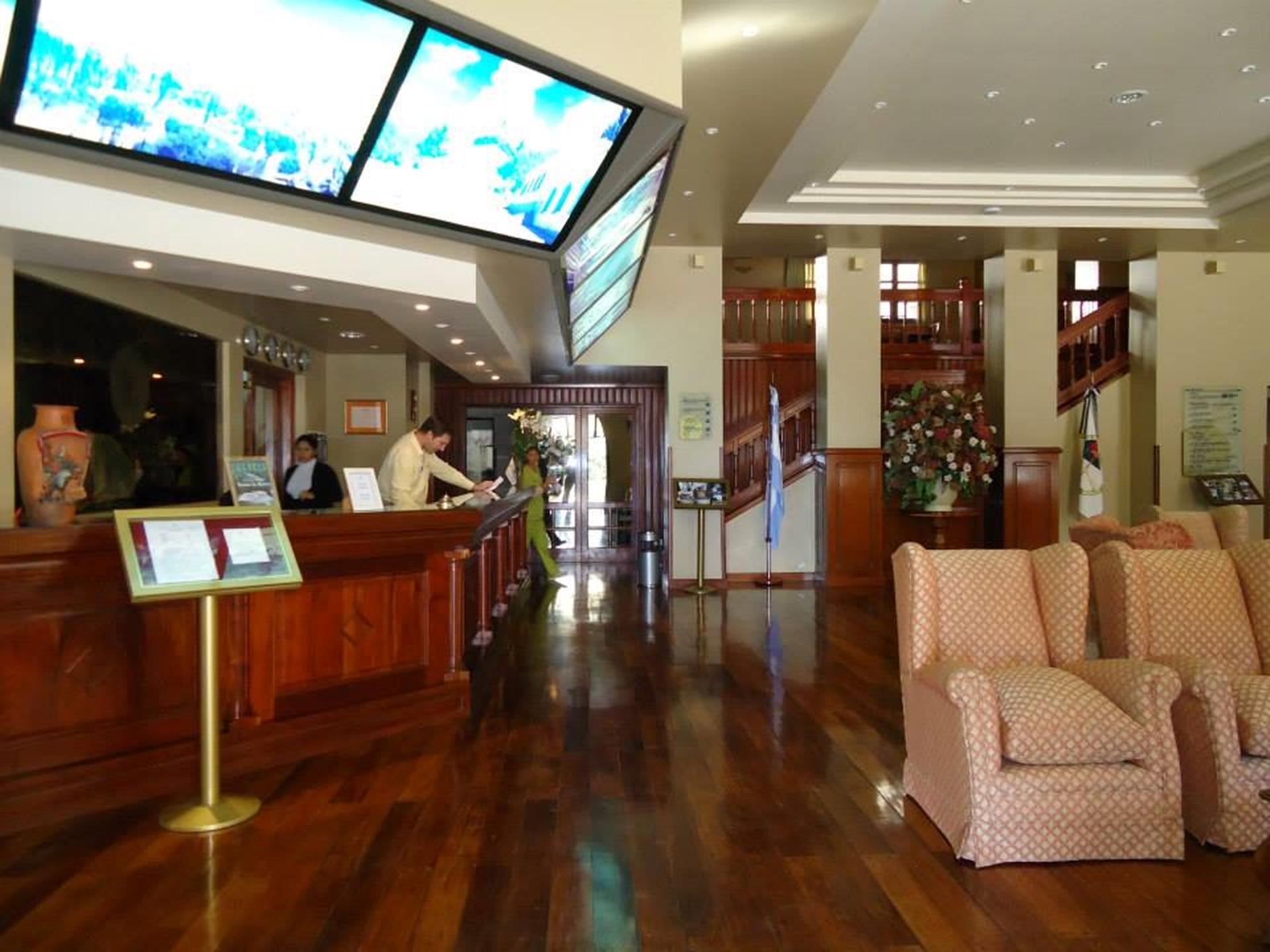 Vista Lobby Hotel Spa Termas De Reyes