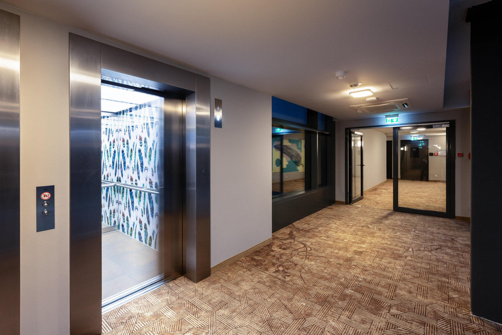 Vista Lobby Holiday Inn - the niu, Mesh Stuttgart Messe by IHG