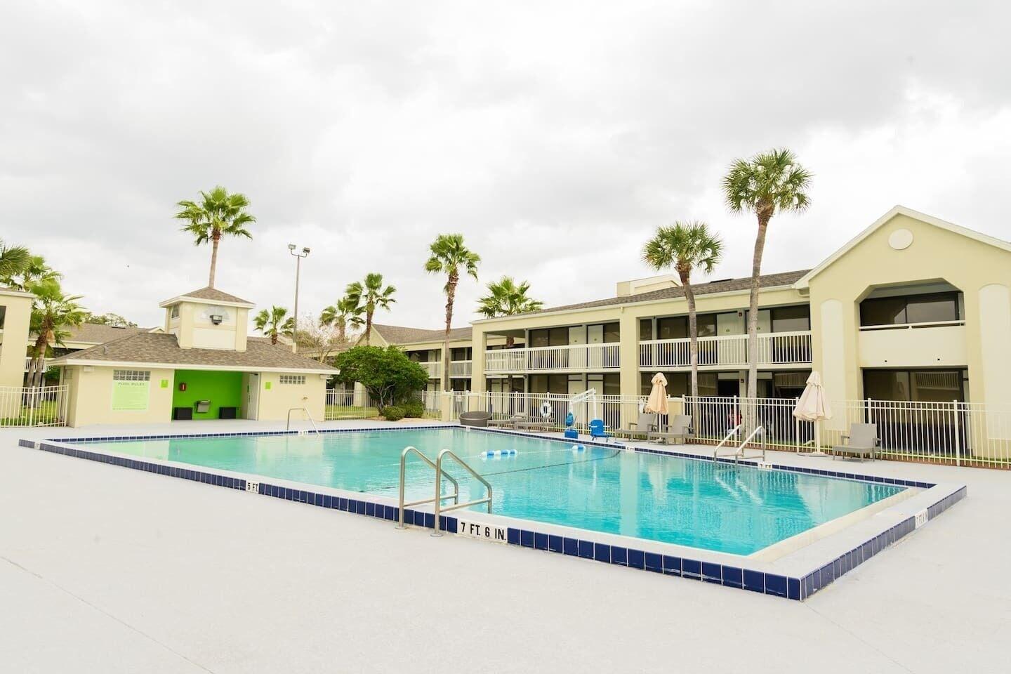 Vista Piscina A & S Vacation Rooms