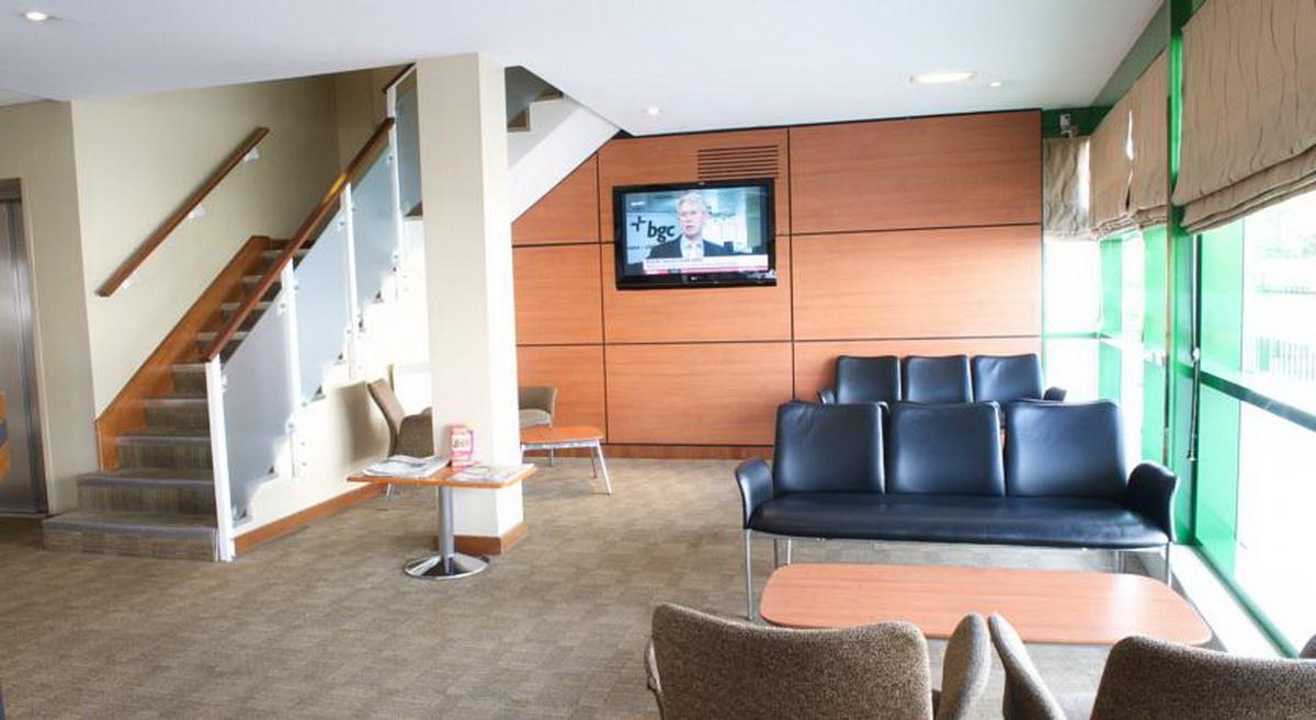 Vista Lobby Hilton Garden Inn Manchester Emirates Old Trafford