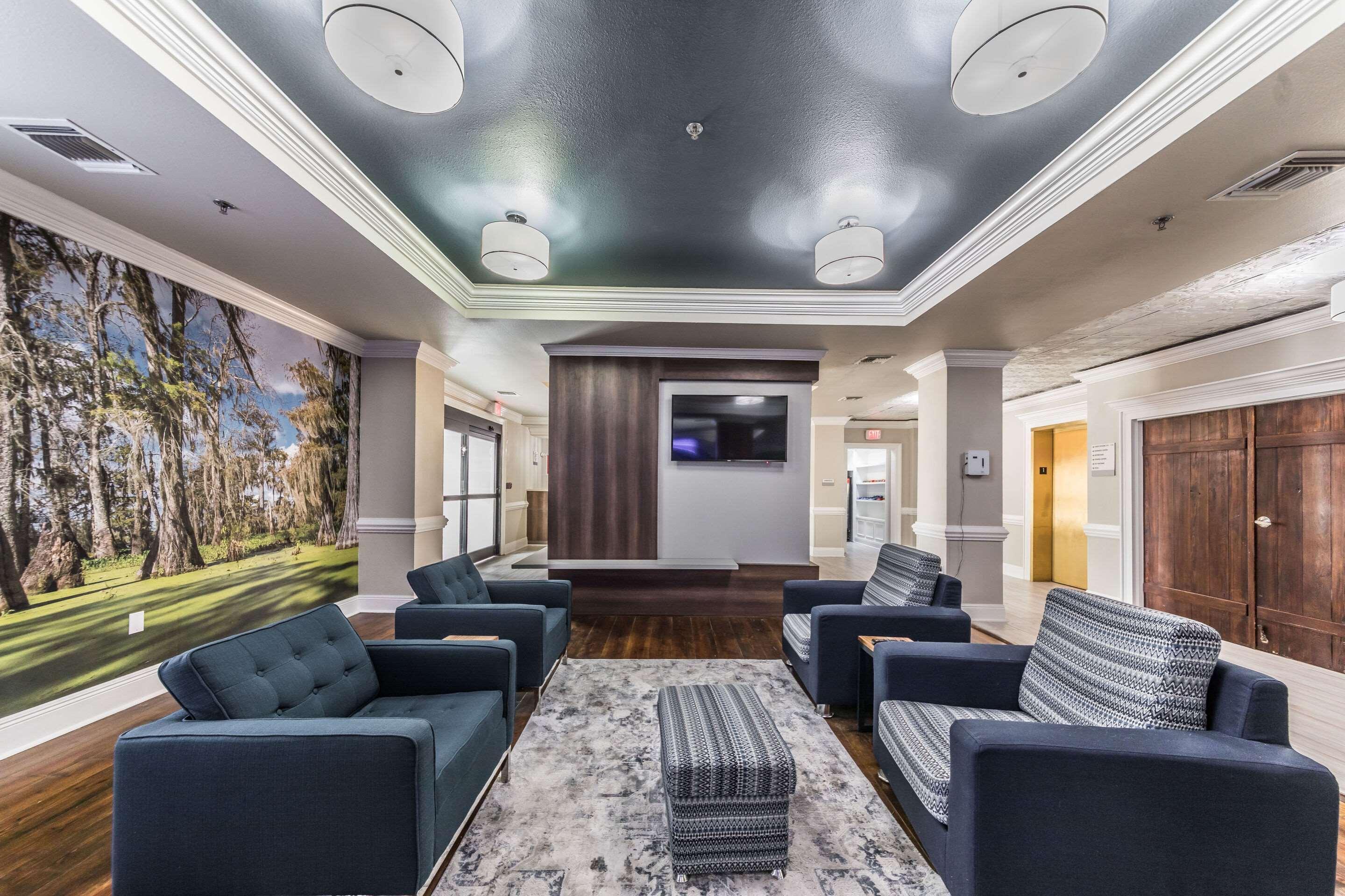 Vista Lobby Spark by Hilton Lafayette South