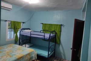 Alquiler Vacacional - 2 minutes from the main pier,  beach, super close to a mini market, main street.