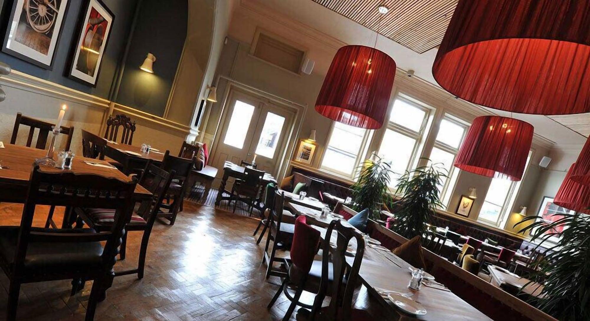 Restaurant The Station Hotel