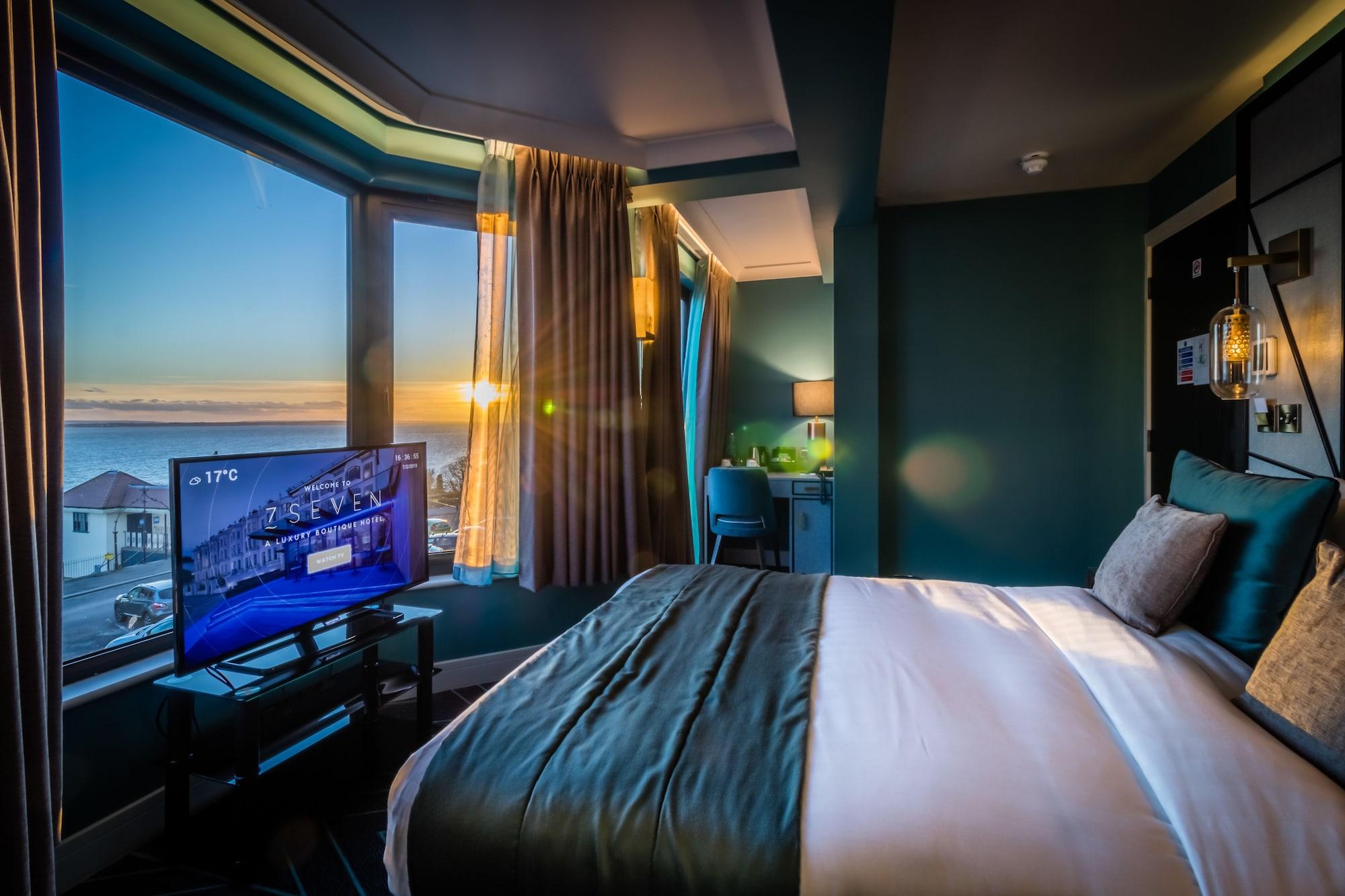 Varios Seven Hotel