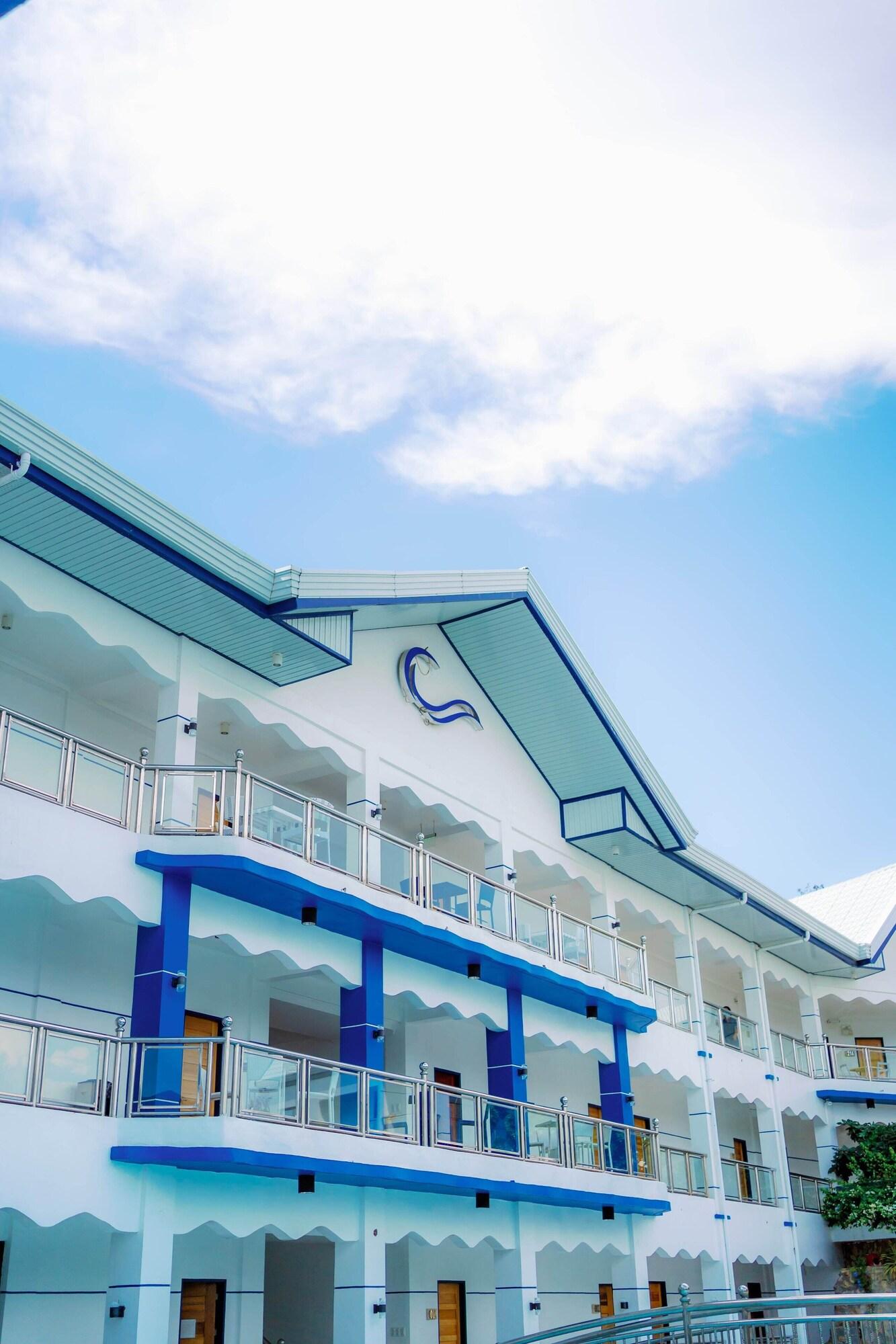 Varios Santiago Cove Hotel and Restaurant