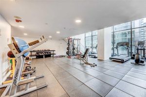 Alquiler Vacacional - Luxe Urban Nest @ King & Bathurst with Heated Balcony
