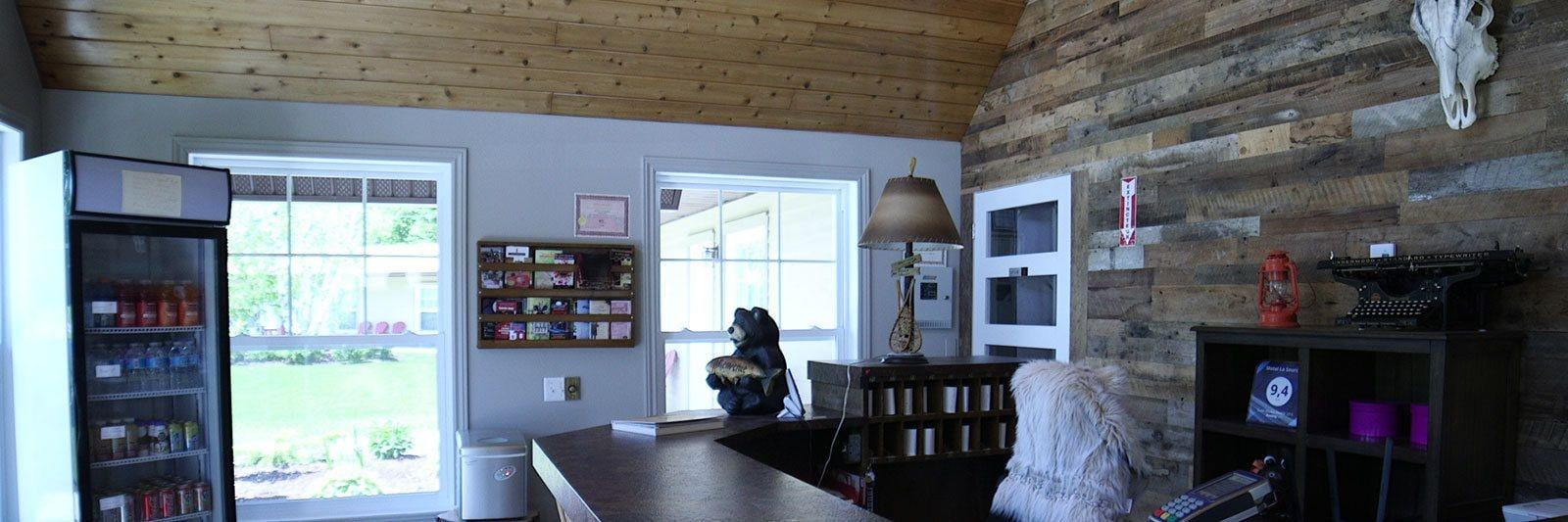 Vista Lobby Motel La Source