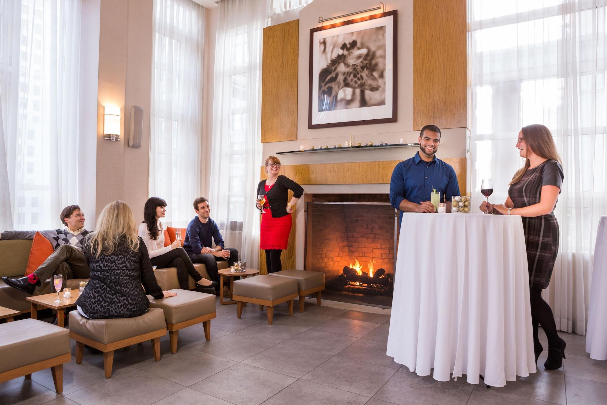 Bar/Salón Hotel Giraffe by Library Hotel Collection