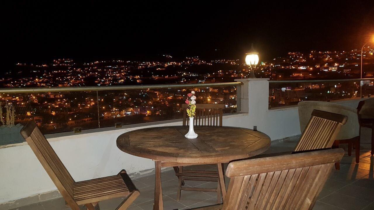 Varios Oscar Hotel Petra