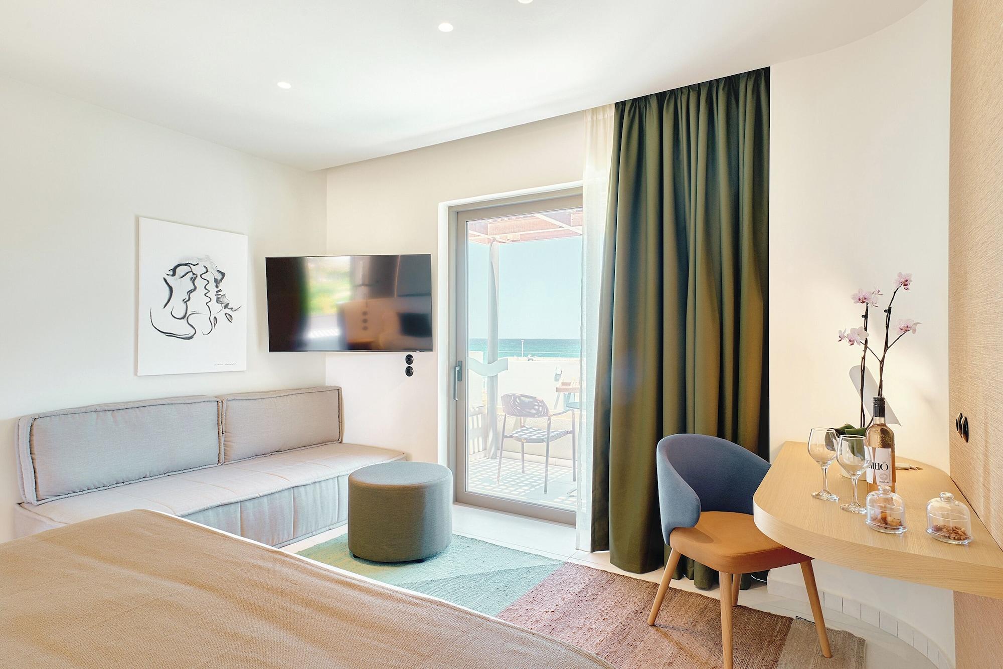 Habitación Paralos Kosta Alímia