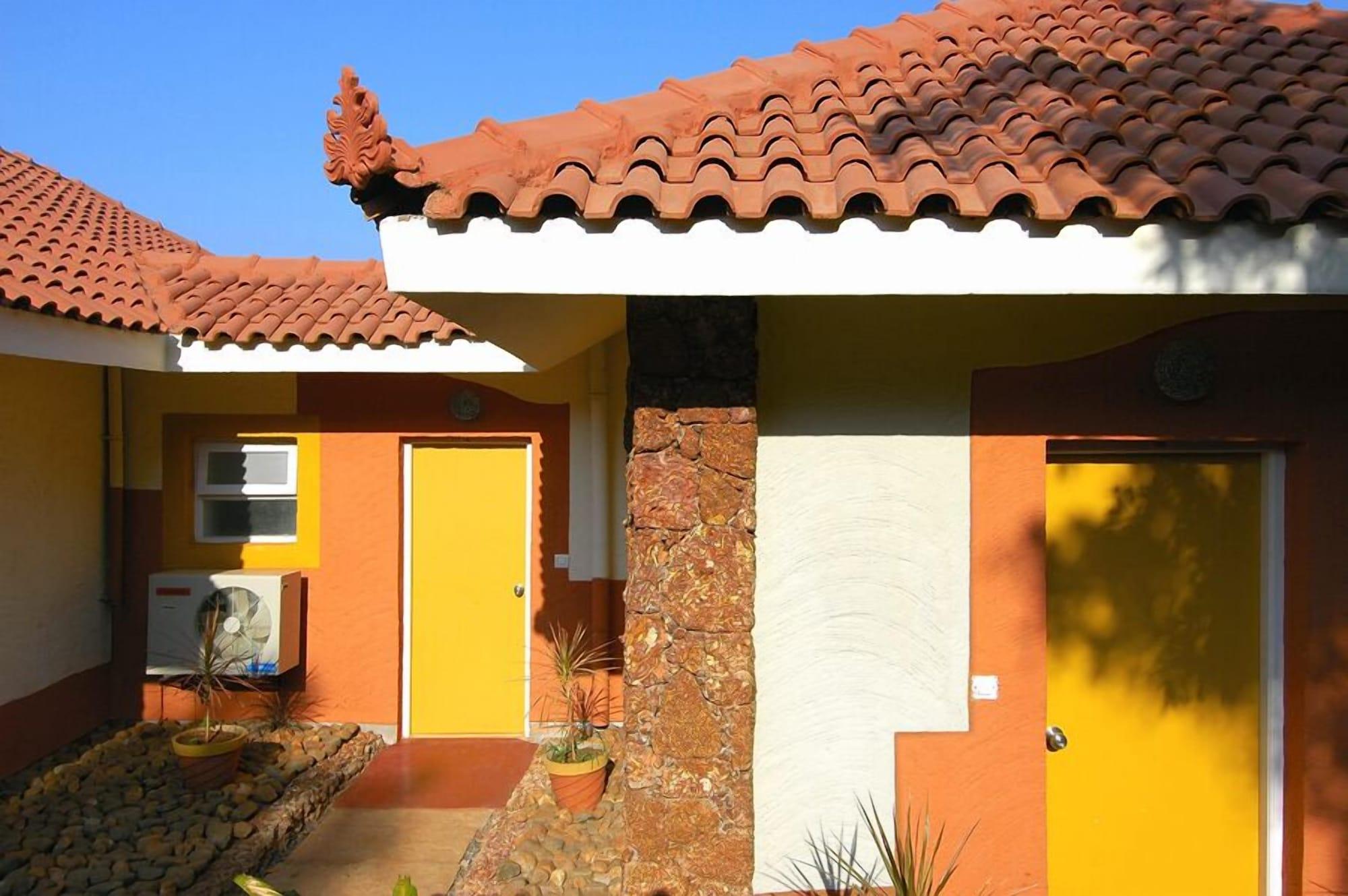 Vista Exterior Nirvana Hermitage